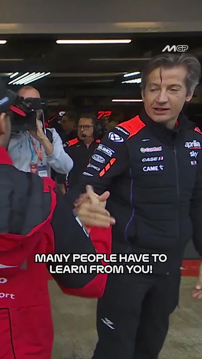 "Many people have to learn from you" 🗣️ Pure class from Aprilia Racing CEO Massimo Rivola 🤝 #BarcelonaTest