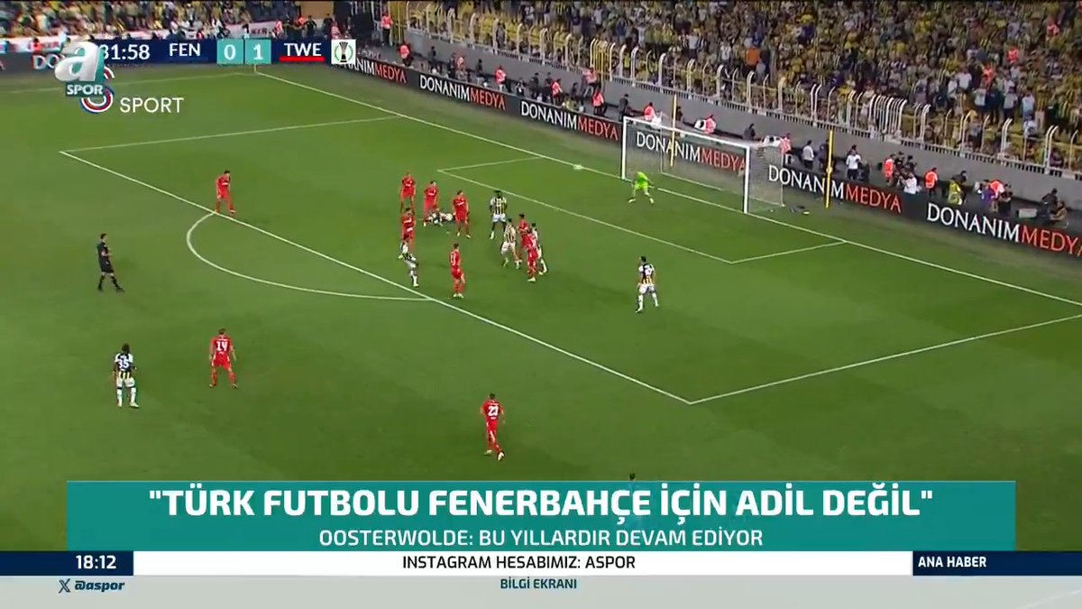 "TÜRK FUTBOLU, FENERBAHÇE İÇİN ADİL DEĞİL!" 🗣 Jayden Oosterwolde: Türk futbolunda Fenerbahçe için her şey adil değil. Böyle hissediyoruz. Bu yıllardır devam ediyor. Fenerbahçe'de oynamaya başlamadan önce de vardı.