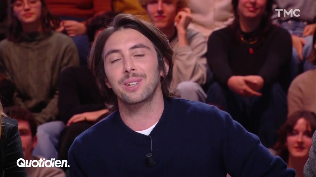 Le principe : aucun rapport sexuel sinon leur cagnotte diminue, mais bizarrement, on sent qu’ils vont tous repartir très pauvres !