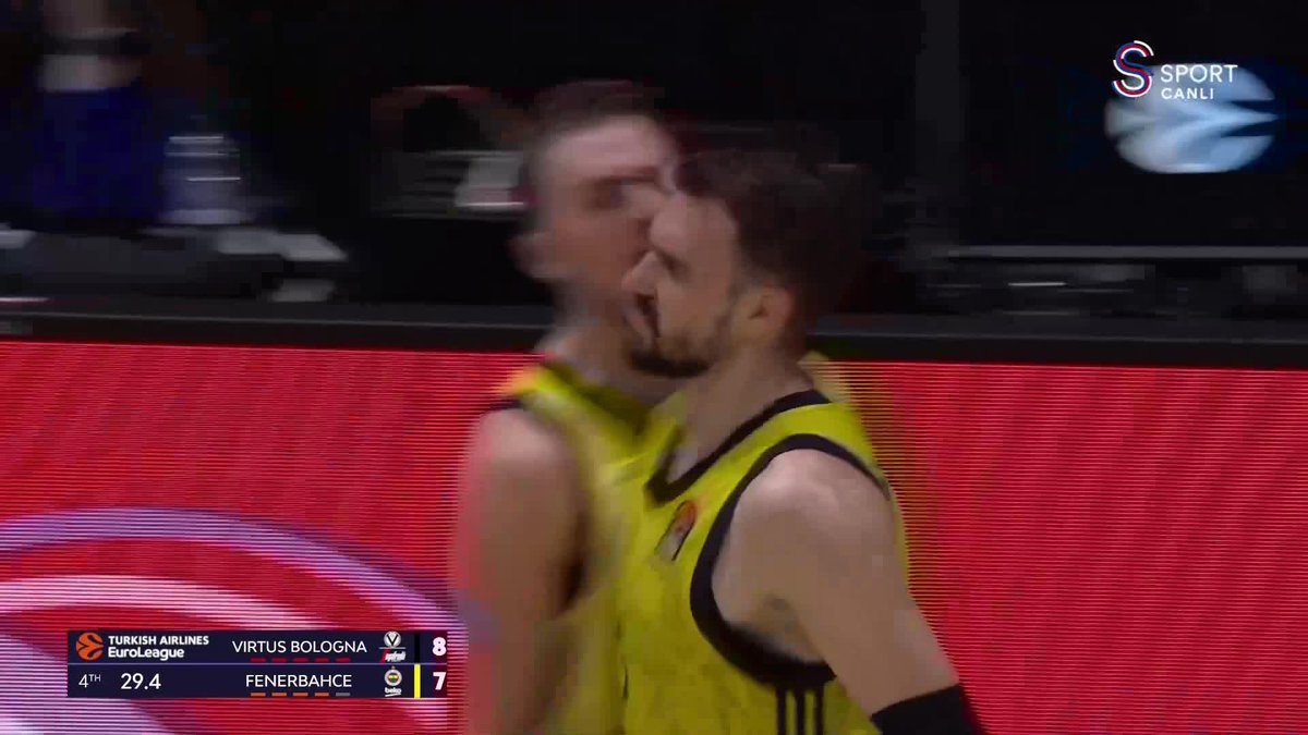 Kalbimizi bıraktık! 💛💙 #YellowLegacy #EuroLeague