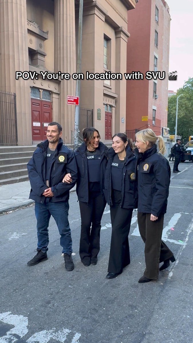 Spotted two legends back together on-set. ❤️ Don't miss the all-new #LawAndOrder Thursday fall finales TONIGHT starting at 8/7c on NBC Entertainment.