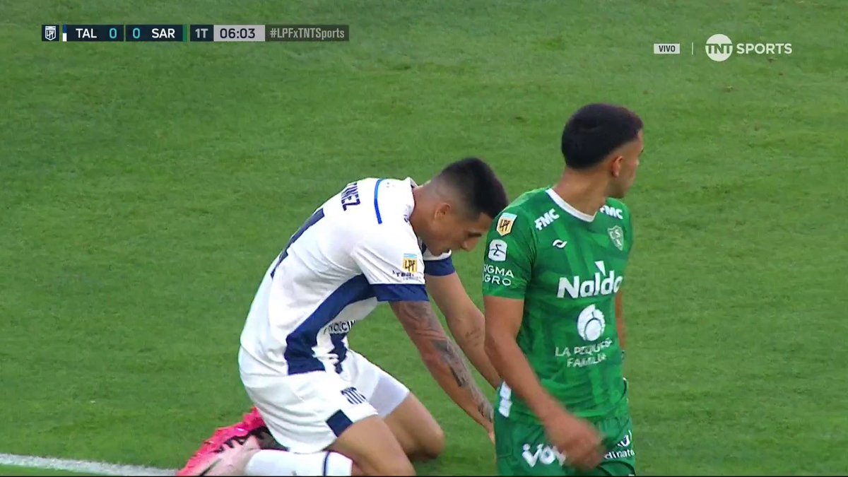 INSÓLITO el gol que se comió Talleres contra Sarmiento. Eran TRES jugadores contra el arquero… 😳❌