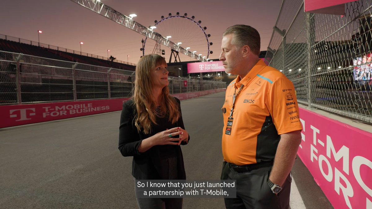 🏎️ Racing at the Speed of 5G 📶 Tech influencer Chelsea L. Andrews ✨ met Zak Brown, CEO of McLaren Mastercard Formula 1 Team, trackside at the #LasVegasGP to explore how T-Mobile's 5G powers innovation on and off the track. Catch their full conversation in the video below. 🎥 #TFBxLVGP #McLarenRacing