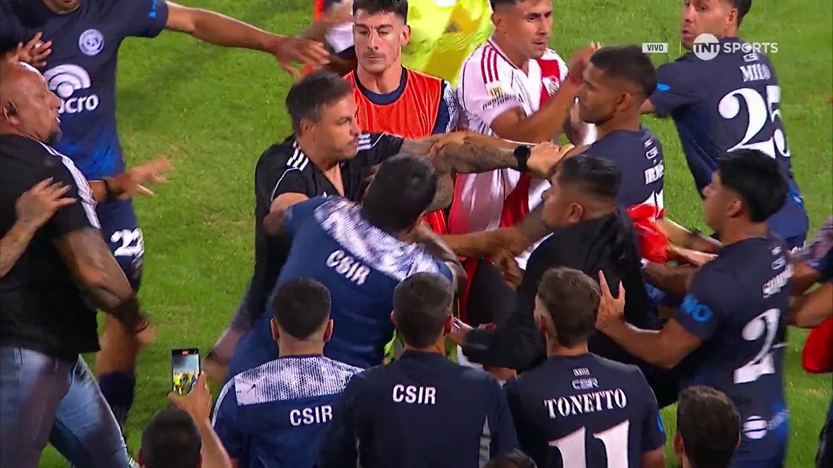 Se comió un viaje La Roca