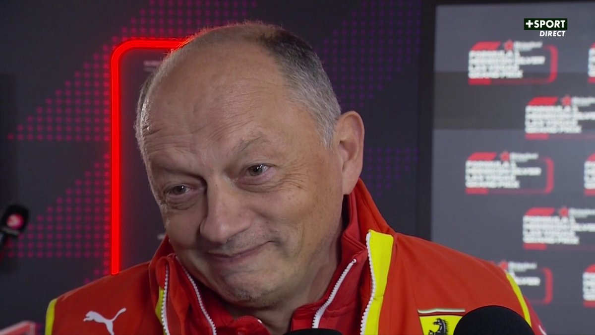 Qui sera au volant de la Ferrari de Carlos Sainz lors de la FP1 à Abu Dhabi ? 👀 Fred Vasseur vous donne un indice... #LasVegasGP #F1