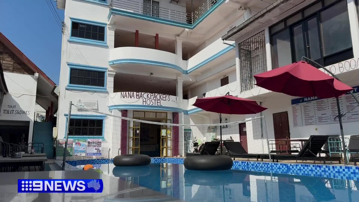 A fifth person has died in the Laos methanol poisoning tragedy, with Beaumaris teenager Holly Bowles still clinging to life in a Thai hospital. Gillian Lantouris #9News