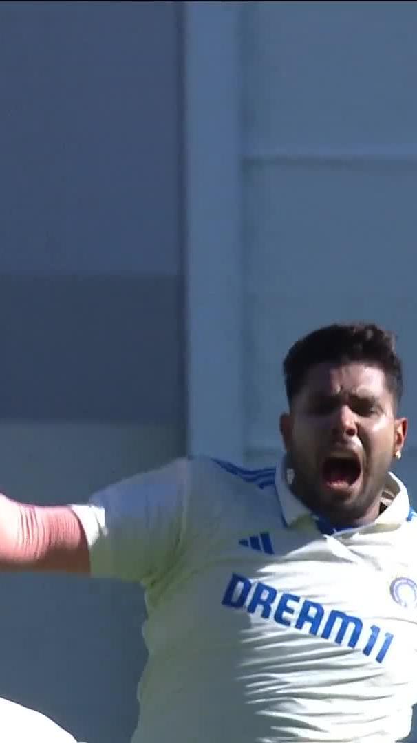 What a way to get your maiden Test wicket! ⚡️ #DeliveredwithSpeed | #AUSvIND | nbn® Australia