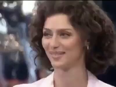 Este compilado de famosos descobrindo que estava no Arquivo Confidencial do Faustão fez meu dia. A reação da Glória Maria e o brilho sumindo do rosto da Claudia Raia assim:🫠🫠