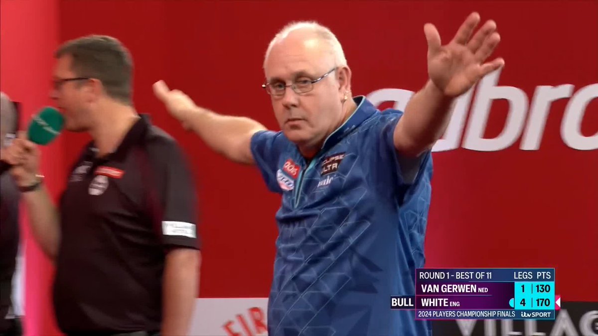 WHITE REELS IN THE BIG FISH! 🎣 This is ASTONISHING! Ian White conjures up a sensational 170 finish to move to the brink of a remarkable victory over Michael van Gerwen! 📺 #PCF2024 | R1