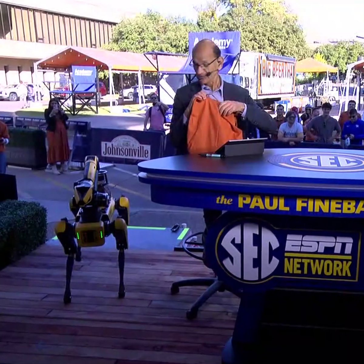 .Texas Robotics has joined Paul Finebaum show 🤖