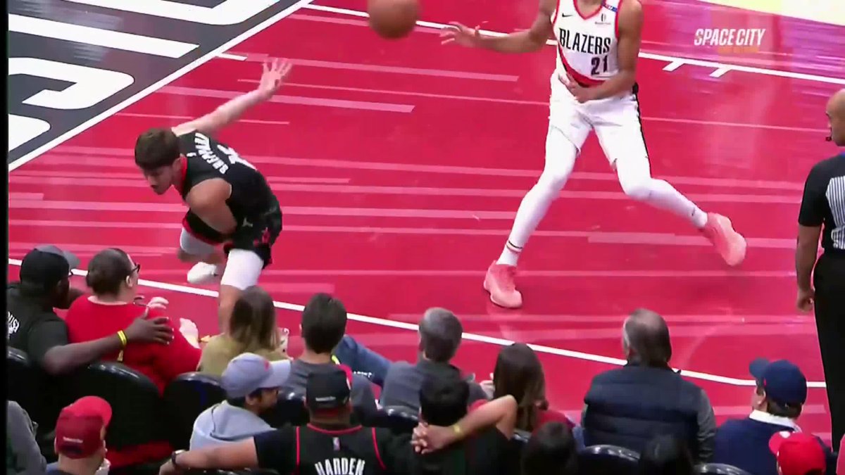 REED SHEPPARD WITH ONE OF THE BEST PASSES OF THE SEASON 😱