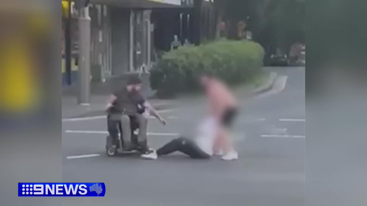 An underworld assassination has played out in front of busy restaurants and pubs at Surry Hills, with one man dead and his two killers still on the run. #9News Alexander Heinke READ MORE: