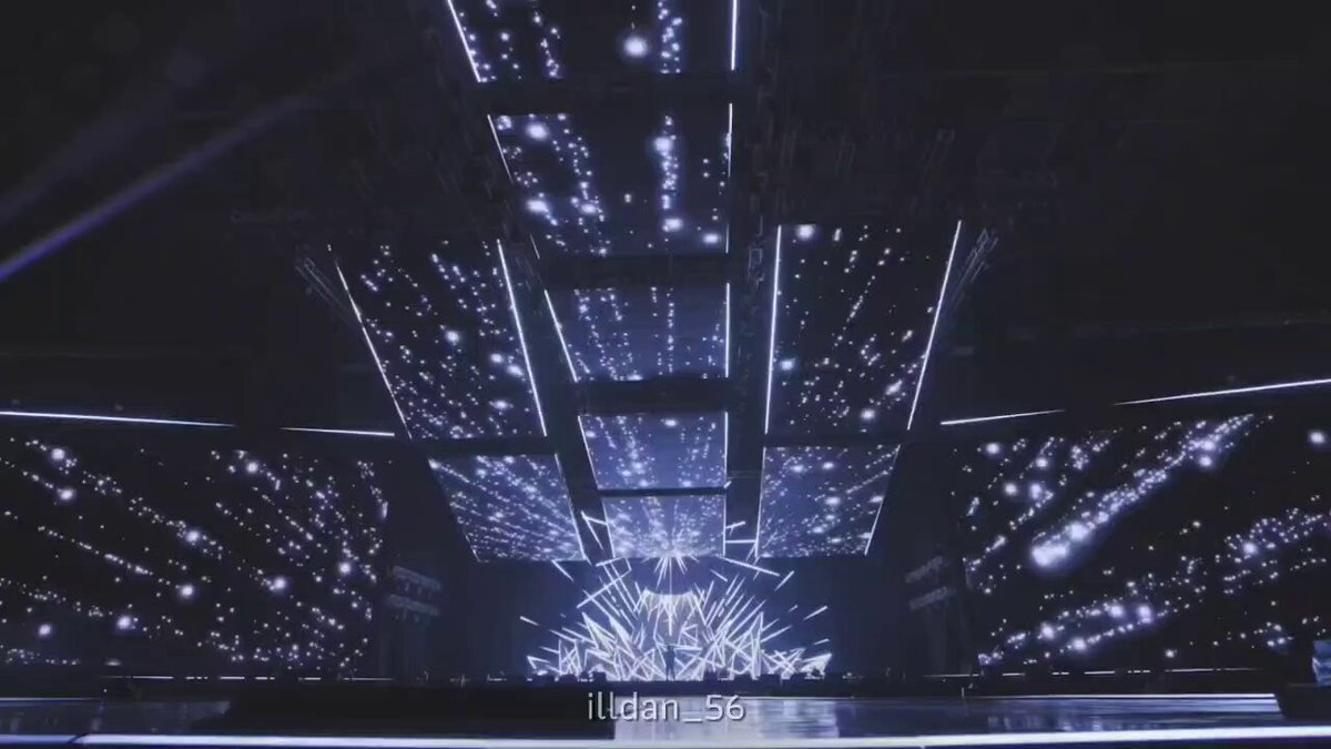 백현 콘서트 무대 디자인 예쁘다는 말 마지막으로 딱 한 번만 더 할게 진짜 최종 블레 보는데 너무 예뻤음