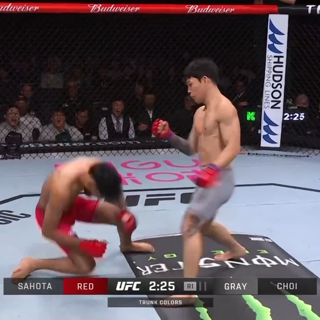 🚨UFC Macau'da bir nakavt daha 🚨 Alt Kartta dövüşen Dong Hoon Choi'den müthiş bir nakavt 🥊