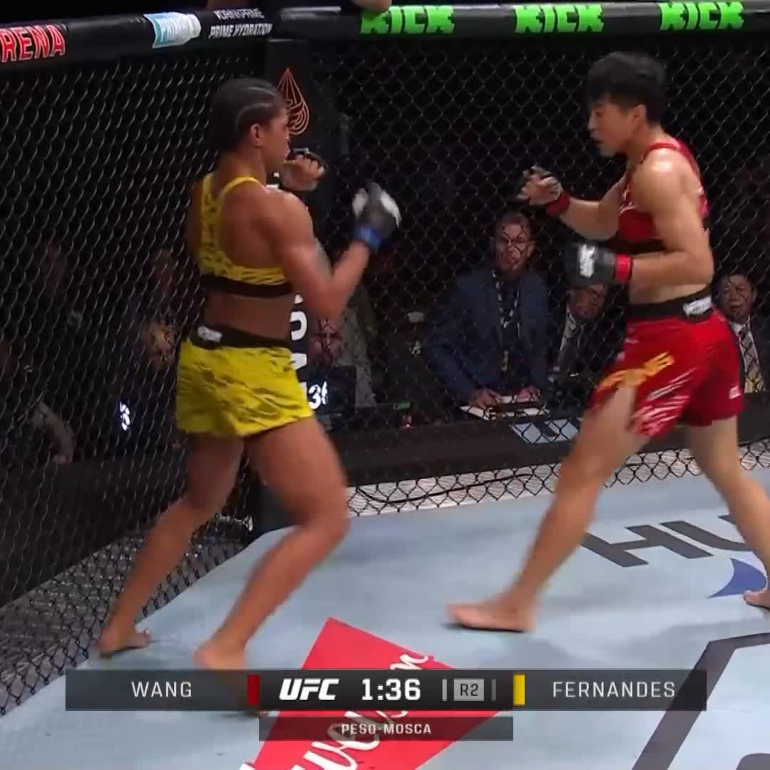 QUEBROU A BANCA: A vitória de 🇧🇷 Gabriella Fernandes sobre 🇨🇳 Wang Cong no UFC, agora há pouco, em Macau, na China. #UFCBR #UFCMacao