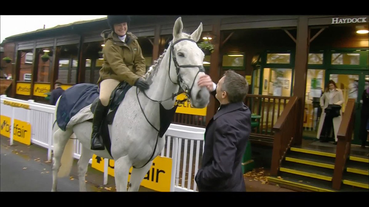 Bristol De Mai loved the Betfair Chase 💚 Join us now on ITV 1 for a big afternoon! #ITVRacing | Daryl Jacob | @simon_munir | Nigel Twiston-Davies