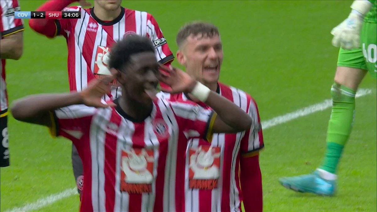 He’s scored himself now. Jesurun Rak-Sakyi - 🔝