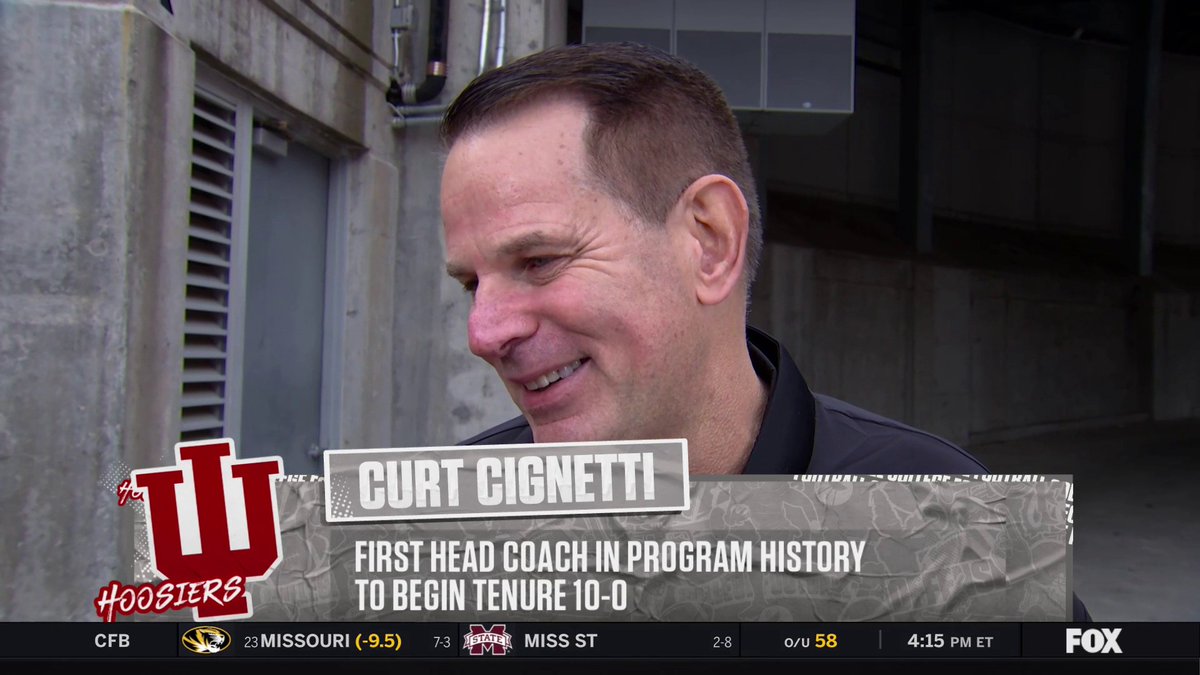"We earned the right to be here." 😤 Jenny Taft speaks with Indiana Football's Curt Cignetti ahead of kickoff vs Ohio State ⬇️