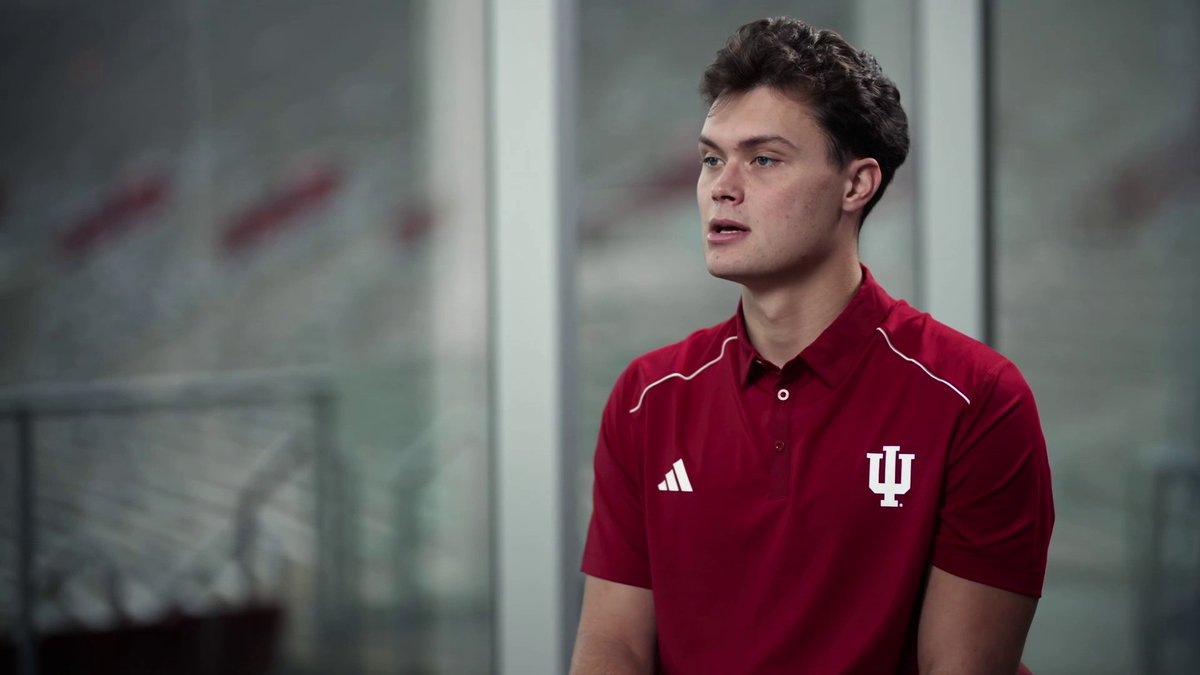 "Coach Cignetti had a plan to win right away and he said 'we want you to be a focal point if you win the job.'" Jenny Taft sits down with Indiana Football's Kurtis Rourke to discuss the QB's journey to leading the Hoosiers to a dominant season ⬇️
