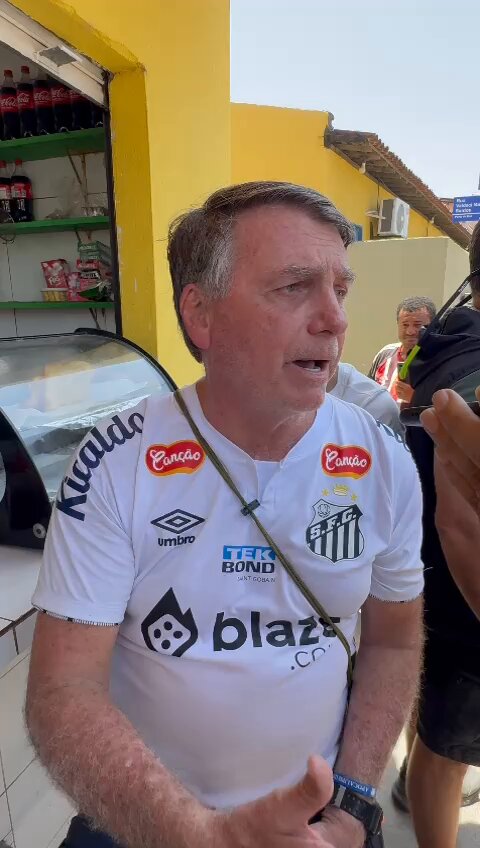 Bolsonaro agora em São Miguel dos Milagres - AL. Sábado, 23/11/2024