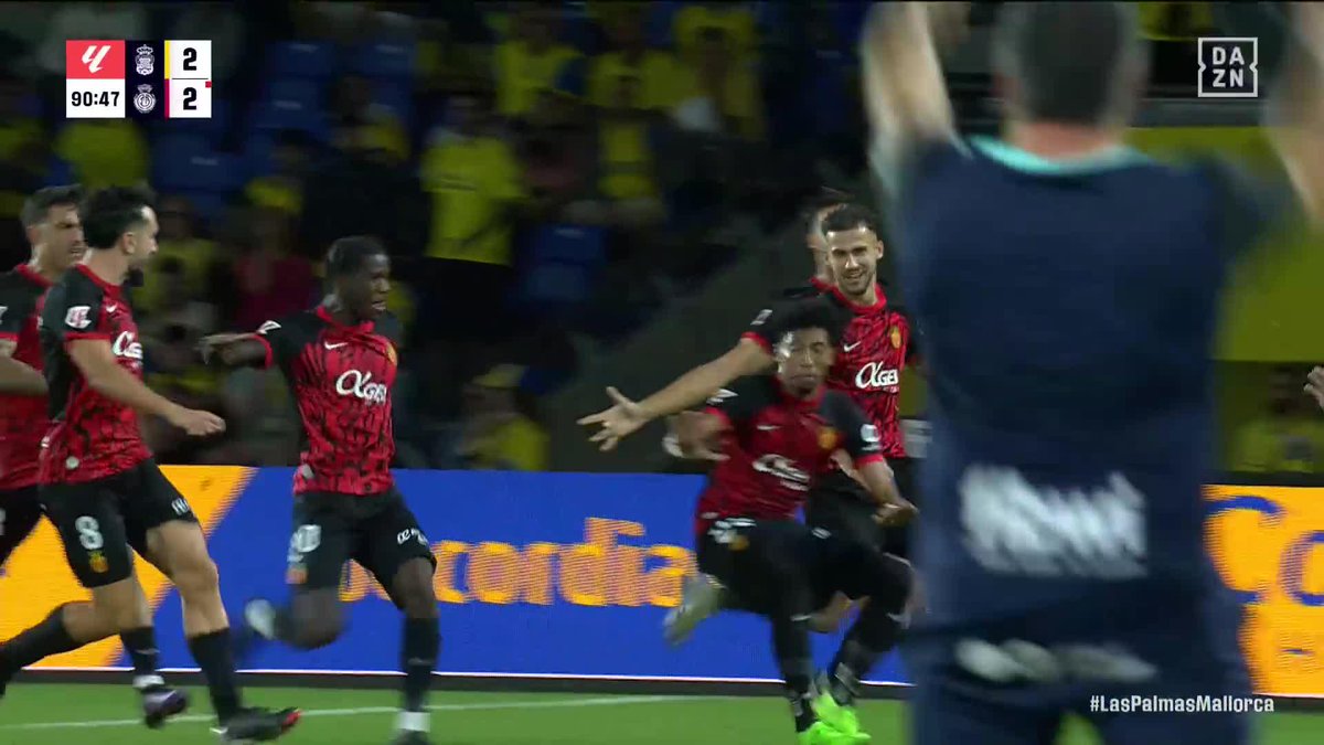 JOHAN ANDRÉS MOJICA PARA QUE LO GANE EL RCD Mallorca 🇨🇴🕺🏻 El gol que decidió el partido tras el libre indirecto señalado en el pique entre Jaime Mata y Vedat Muriqi 💥 #LALIGAenDAZN ⚽