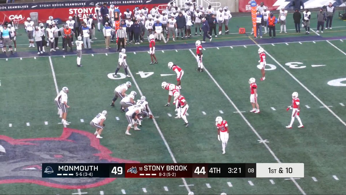ARE YOU SERIOUS?!?!?!?!?!!?! Deep into the bag of tricks, Tra Neal hits Jack Neri! #FlyHawks