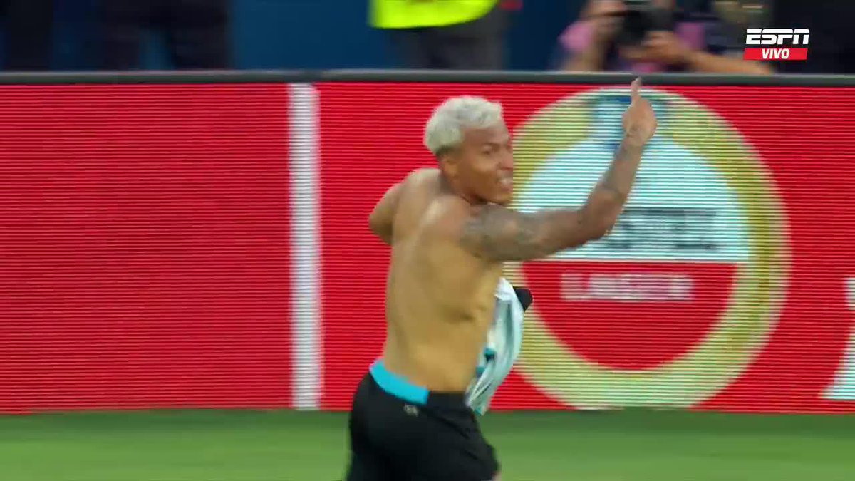 Miren a Roger Martínez anotando el Gol del campeonato con Racing 😳 Aquí el cabron en las finales, se la pasaba caminando HDP 💪🏻