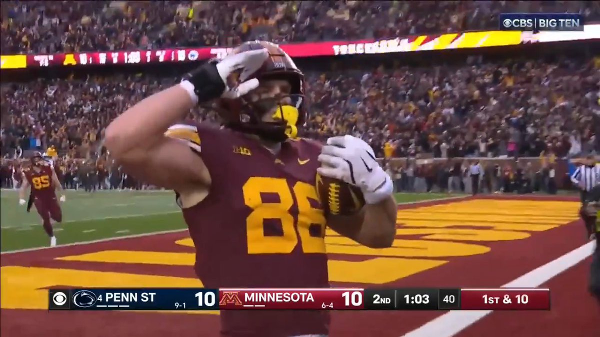 Double reverse flea flicker‼️ 🤯 You gotta see this Minnesota Football TD to take the lead back vs. No. 4 Penn State 👇 #B1GFootball on CBS 📺