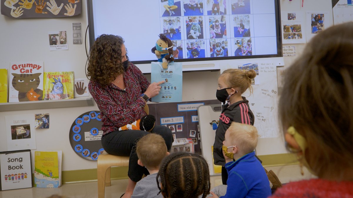 Small conflicts are part of daily life in a preschool classroom. This teacher created an illustrated chart to help her littles start to solve their own problems—and manage their emotions, too. 😌