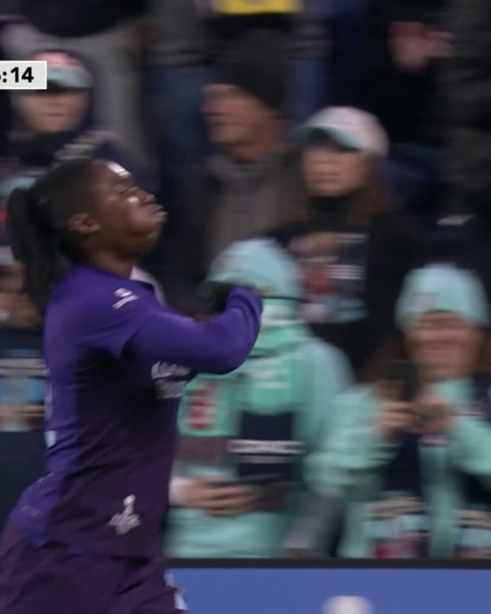 BARBRA BANDA GIVES ORLANDO THE LEAD IN THE NWSL CHAMPIONSHIP 🔥 STEPPING UP FOR HER TEAM ONCE AGAIN 😤 (via National Women’s Soccer League)