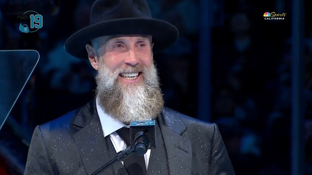 "I knew teal looked good on me, and I was sold for life" Some highlights from Jumbo Joe's heartfelt speech ⬇️