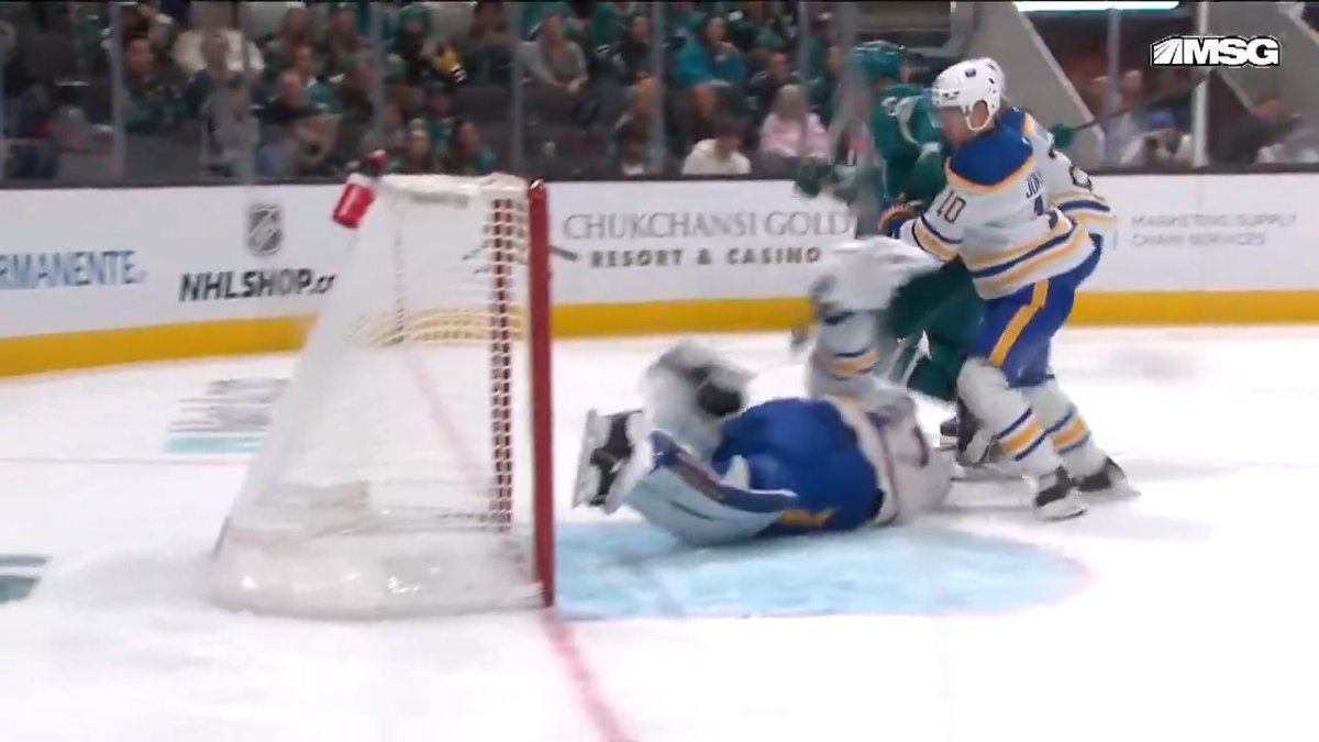 James Reimer is just showing off on this save! 😱 #LetsGoBuffalo | #sabrehood