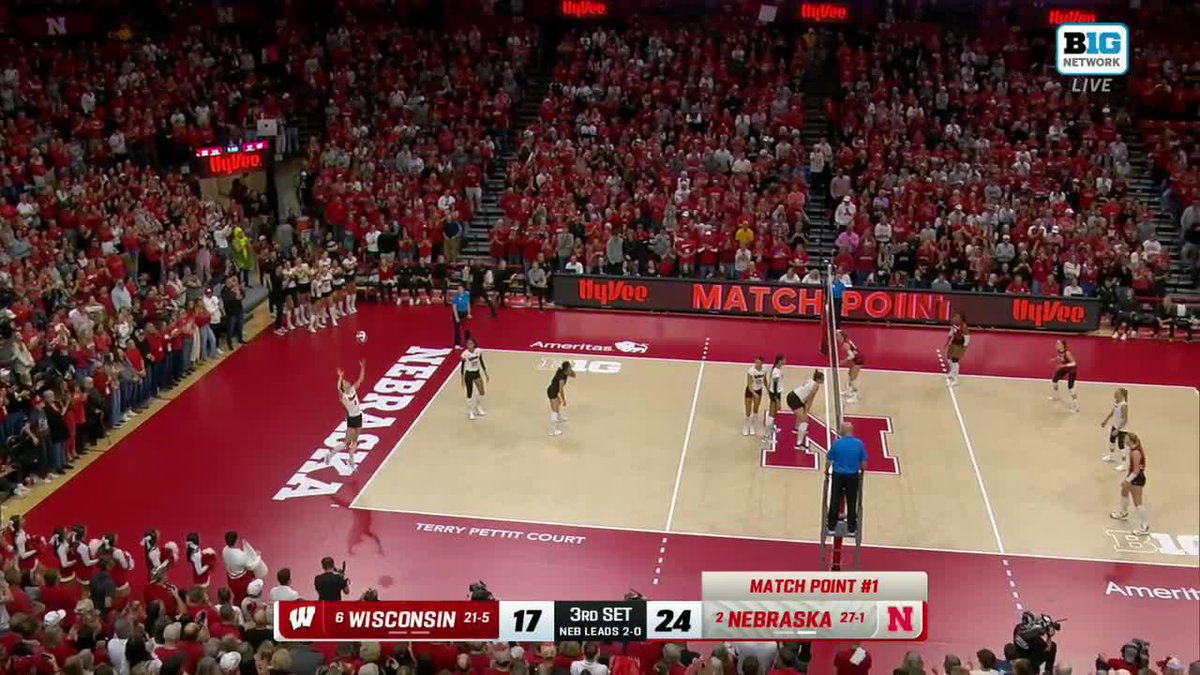 A senior kill to end senior night! 🥹 Merritt Beason for the Husker Win!