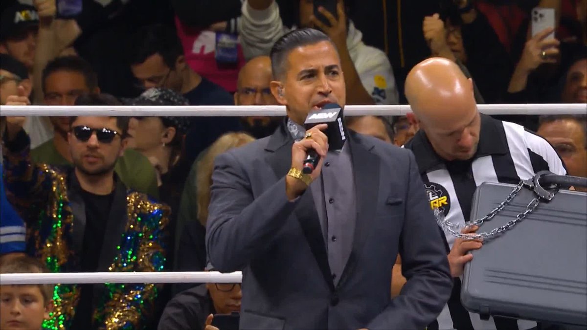 The #AEW World Title and the future of All Elite Wrestling are at stake and Orange Cassidy doesn't want to wait any longer! Order #AEWFullGear on PPV right now! Jon Moxley | Orange Cassidy