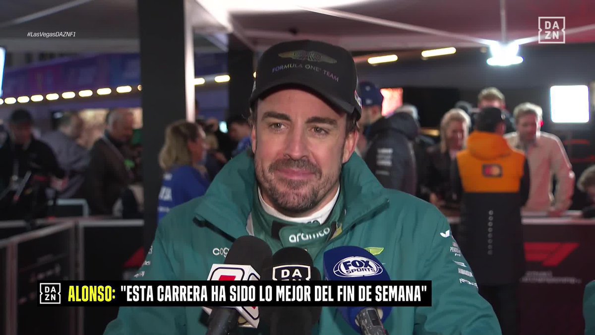 Tener un tío de 43 años con talento de campeón del mundo, que queda P11 y sale de la carrera con rabia y queriendo echarse otra en 30 mins es una locura. Lo de Fernando Alonso no sé si lo vamos a volver a vivir nunca.