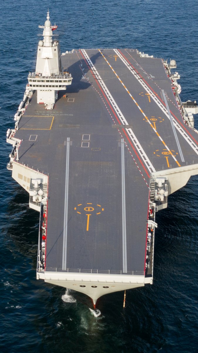 🚨🇺🇸🇨🇳U.S CAN’T COMPETE WITH CHINA’S SHIPBUILDING INDUSTRY China has 230 times the shipbuilding capacity of the U.S, which could make it impossible for America to defend Taiwan and the Philippines.