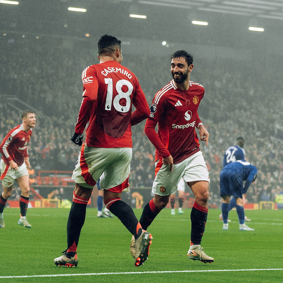 Four games, six goal involvements 😮‍💨 Bruno Fernandes’s recent United form has been 🔥 #MUFC