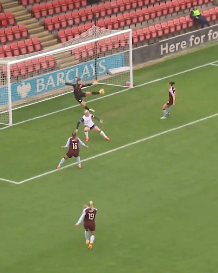 This save from Sabs though 👏
