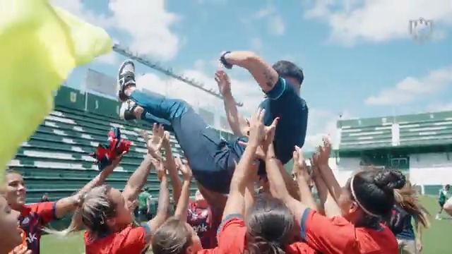 🎥 #DesdeAdentro 💙❤️ La consagración de las Santitas, las mejores del fútbol argentino.