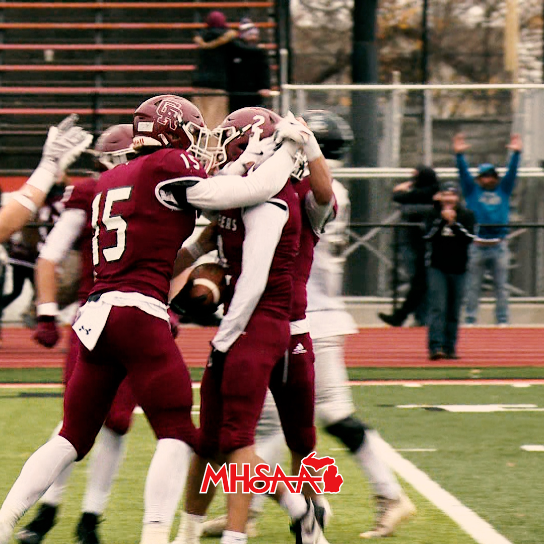 🏈 RIVERVIEW GABRIEL RICHARD GOING TO THE STATE FINALS FOR THE 1ST TIME IN SCHOOL HISTORY🔥 Check out the highlights of Riverview Gabriel Richard's win over Decatur in the Division 8 Semifinal from November 23rd, 2024. 🎥 WWMT-TV | MHSAA What a game for Derek Lesko! * 2 Interceptions on defense * Receiving TD * Punt Return TD The Air Force commit Joey Calhoun scored three touchdowns (2 rushing and 1 receiving) GR Pioneers | Derek Lesko | Joseph Calhoun | Nick Sobush