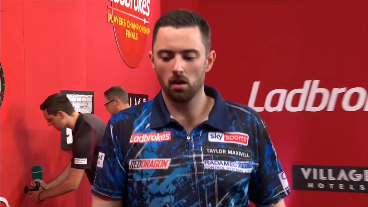 ADVANTAGE HUMPHRIES! Scrappy start from both, but it's Luke Humphries who has seized command in this final! He leads Littler 4-1 at the first break! 📺 #PCF2024 | Final