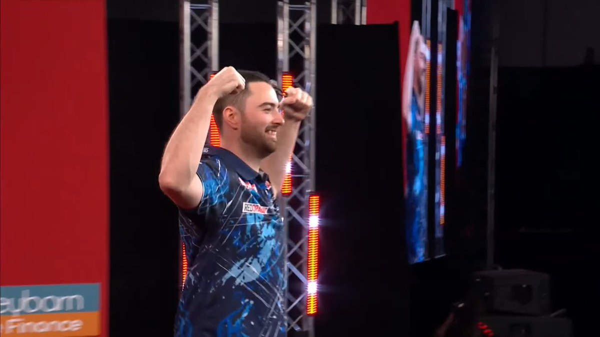 HUMPHRIES GOES BACK-TO-BACK! 🏆 Luke Humphries retains his Players Championship Finals title! Cool Hand puts on an absolute clinic to defeat Luke Littler 11-7 in an epic final! 📺 #PCF2024 | Final