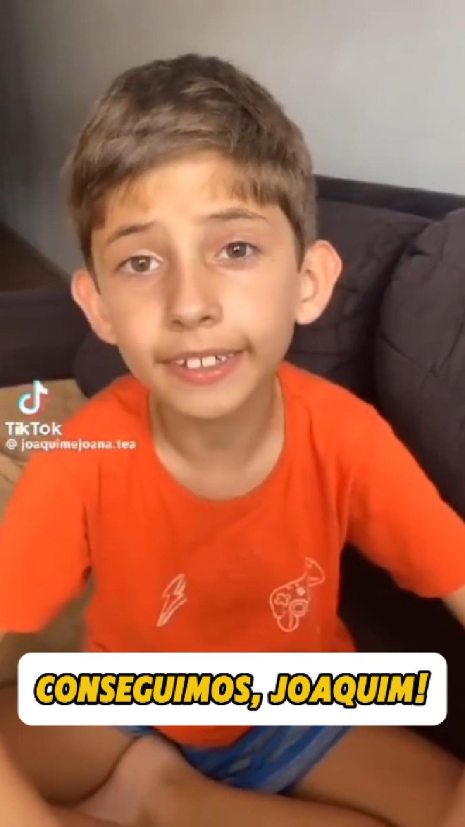 O Ministério da Educação distribuirá a cartilha "Sou diferente e daí? Tem lugar aí pra mim?" nas escolas de todo o Brasil. Tamo junto, Joaquim! 👊