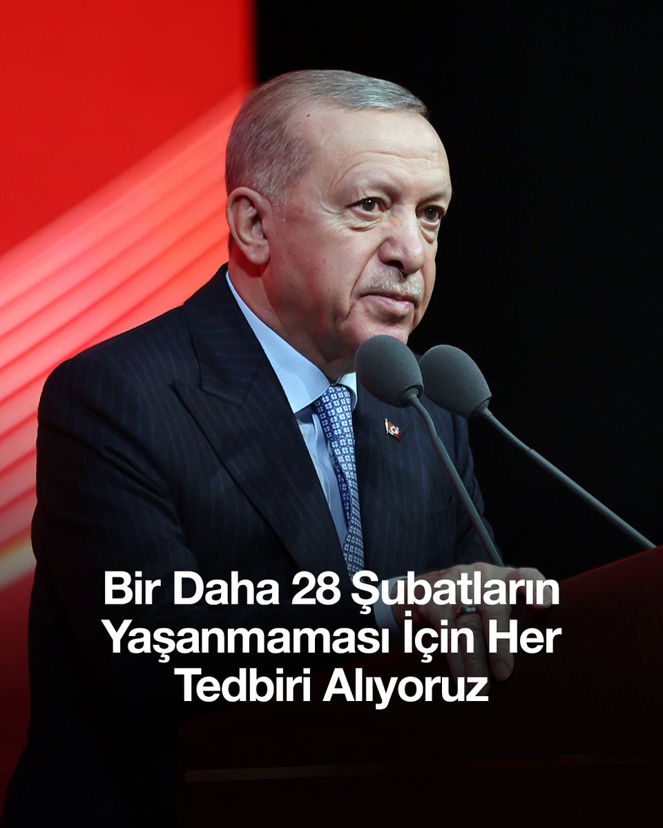 CHP’li yöneticilerin son günlerde “safsata” dediği, güya yalan olduğunu iddia ettiği zulümlere bu ülkede biz son verdik. Kılık kıyafeti sebebiyle okulundan, memuriyetinden, kamu görevinden atılan on binlerce 28 Şubat mağduruna haklarını tekrar iade ettik.