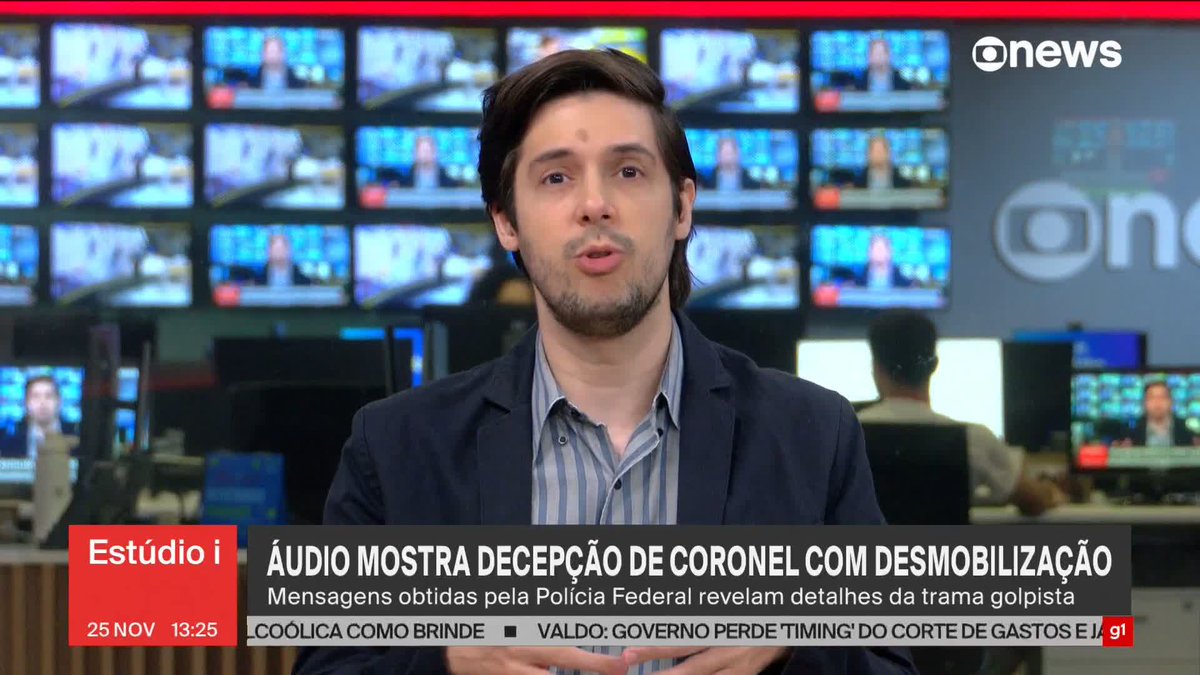 “É óbvio que ele [Bolsonaro] sabia e é óbvio que ele queria (...) Mas, será que sabia no detalhe? (...)”, comenta Joel Pinheiro 🇧🇷 sobre os novos áudios relacionados ao plano de golpe de Estado. ➡ Assista na #GloboNews: #Estúdioi
