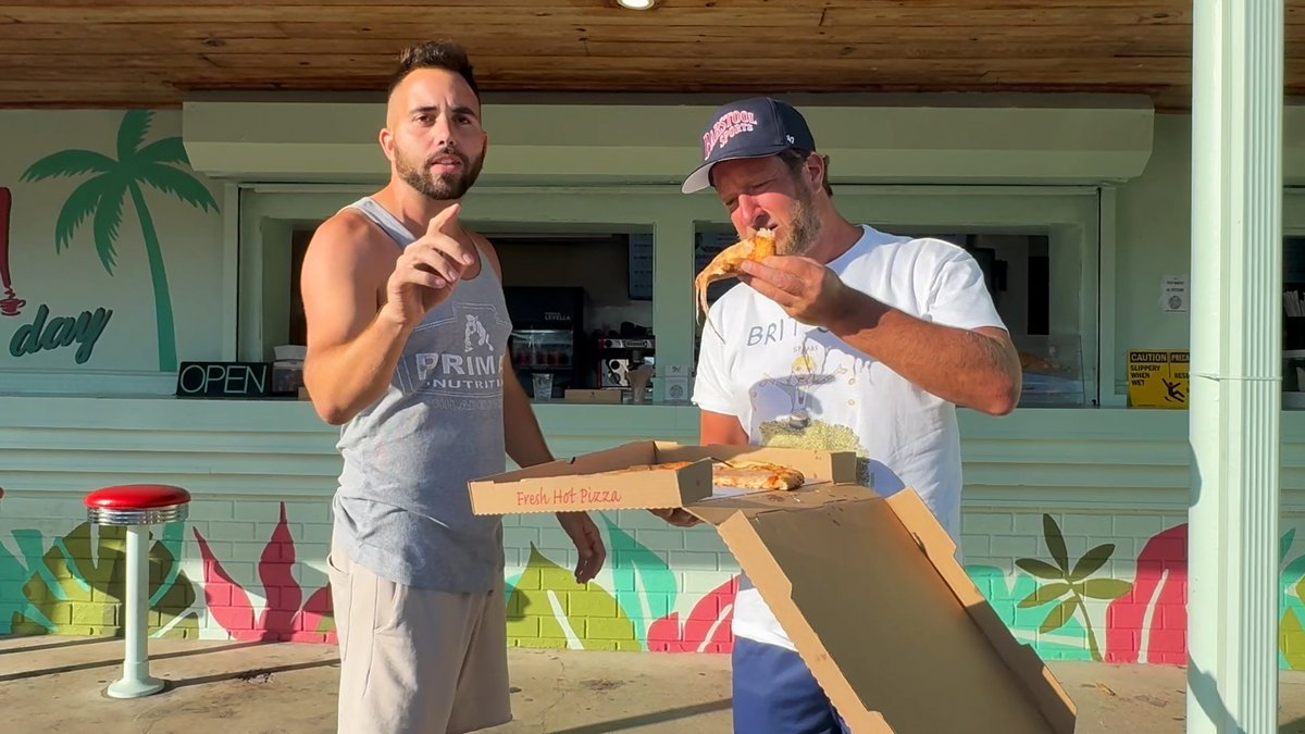 Barstool Pizza Review - Yes! Cafe &amp; Pizza (Miami, FL) presented by Tommy John