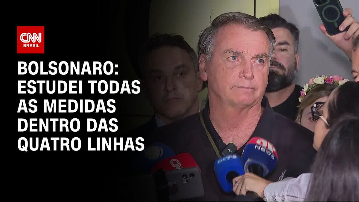 O ex-presidente Jair Bolsonaro (PL) disse que nunca houve discussão de golpe e que estudou todas as medidas dentro das quatro linhas e dentro da Constituição. #CNNPrimeTime