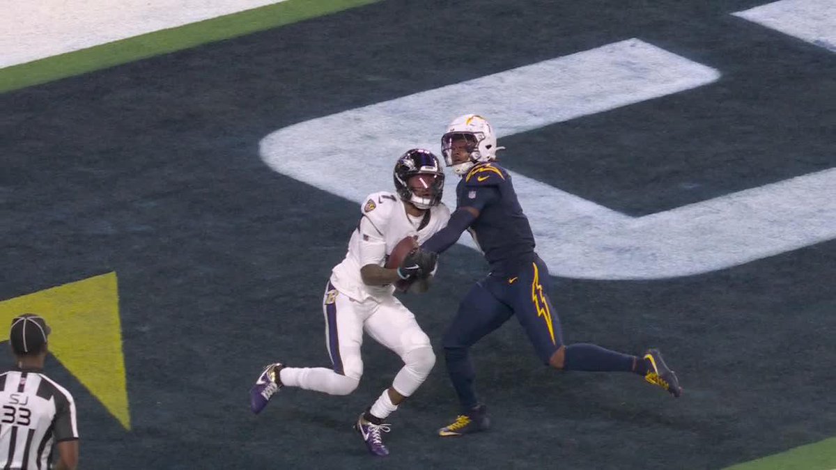 LAMAR JACKSON TO RASHOD BATEMAN FOR AN INCREDIBLE 40-YARD TOUCHDOWN 😱 WHAT A CATCH 🔥