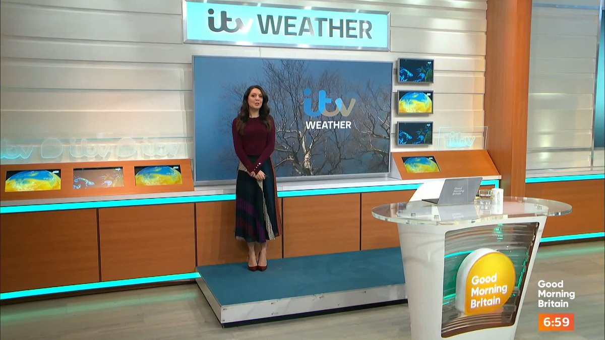 Showers in the north, bright and chilly in the south. @LauraTobin1 has the forecast and the outlook for the week ahead.