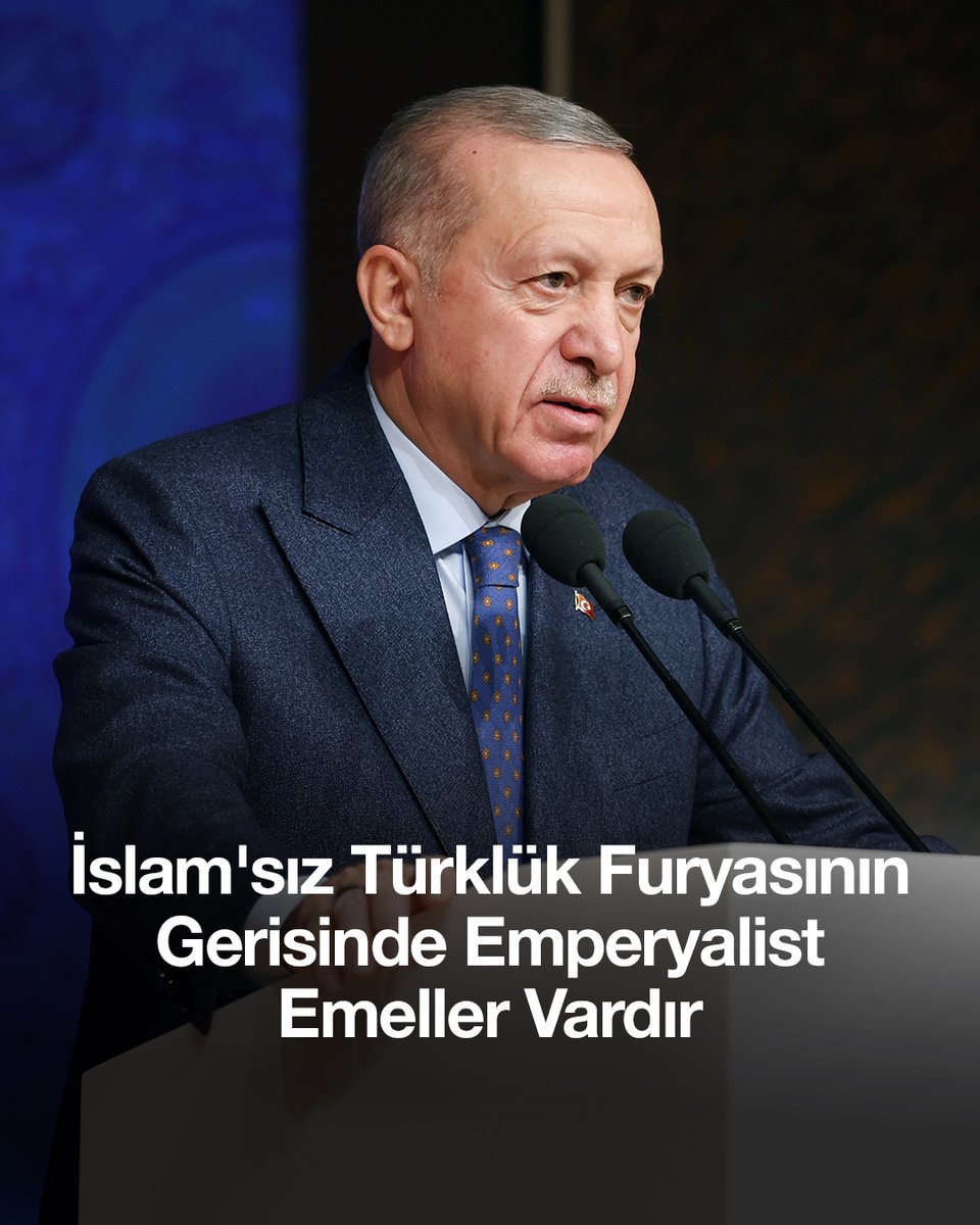 Cumhurbaşkanımız Recep Tayyip Erdoğan: “Bir dönem ‘Ali'siz Alevilik’ fitnesi üzerinden yürütülen kampanyaların gayesi ne ise son dönemde gündeme getirilen ‘İslam'sız Türklük’ furyasının gerisinde de aynı emperyalist emeller vardır.”